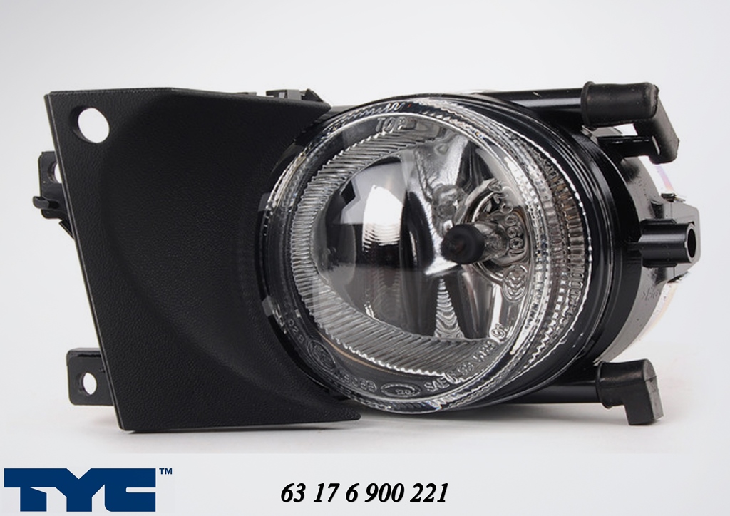 BMW E39 Sedan 525i Lighting: Fog Lamp - BMW E39 5-Series - Std